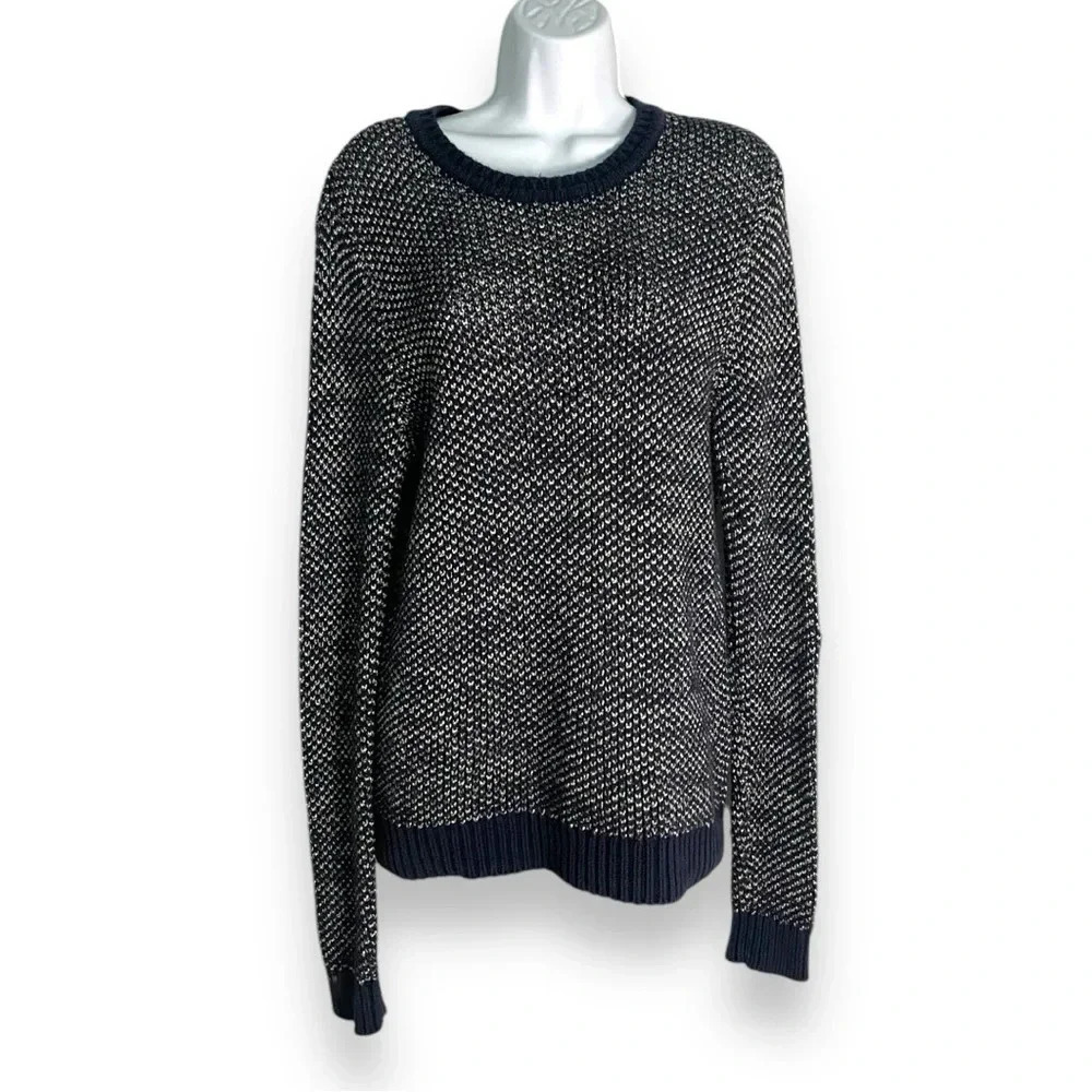 Express Dark Navy Blue Knit Sweater, Women’s Size M - Cozy and Stylish Pullove
